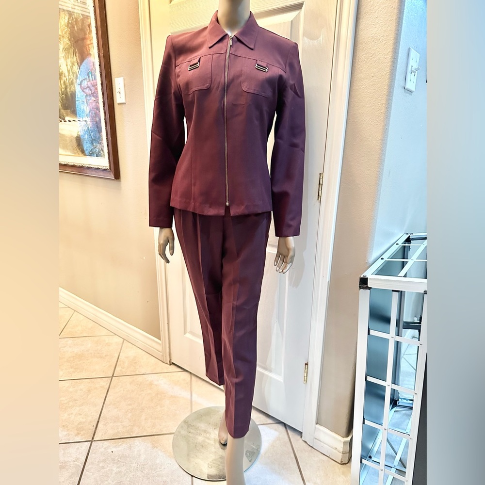 Spago Before Anything Else maroon pants suit. NWT size 6